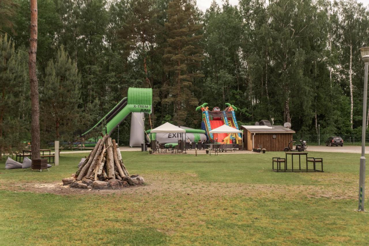 Camping & Camper Place Pasvalys Extérieur photo